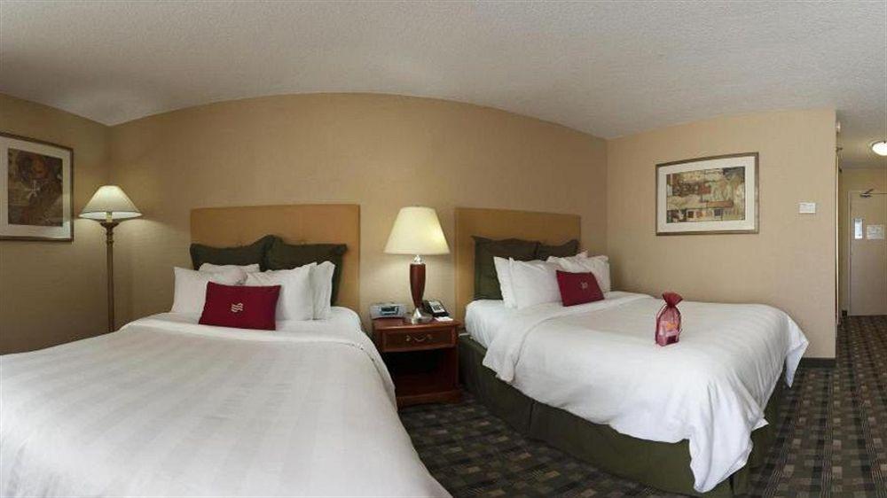 Quality Hotel Conference Center Cincinnati Blue Ash Ngoại thất bức ảnh