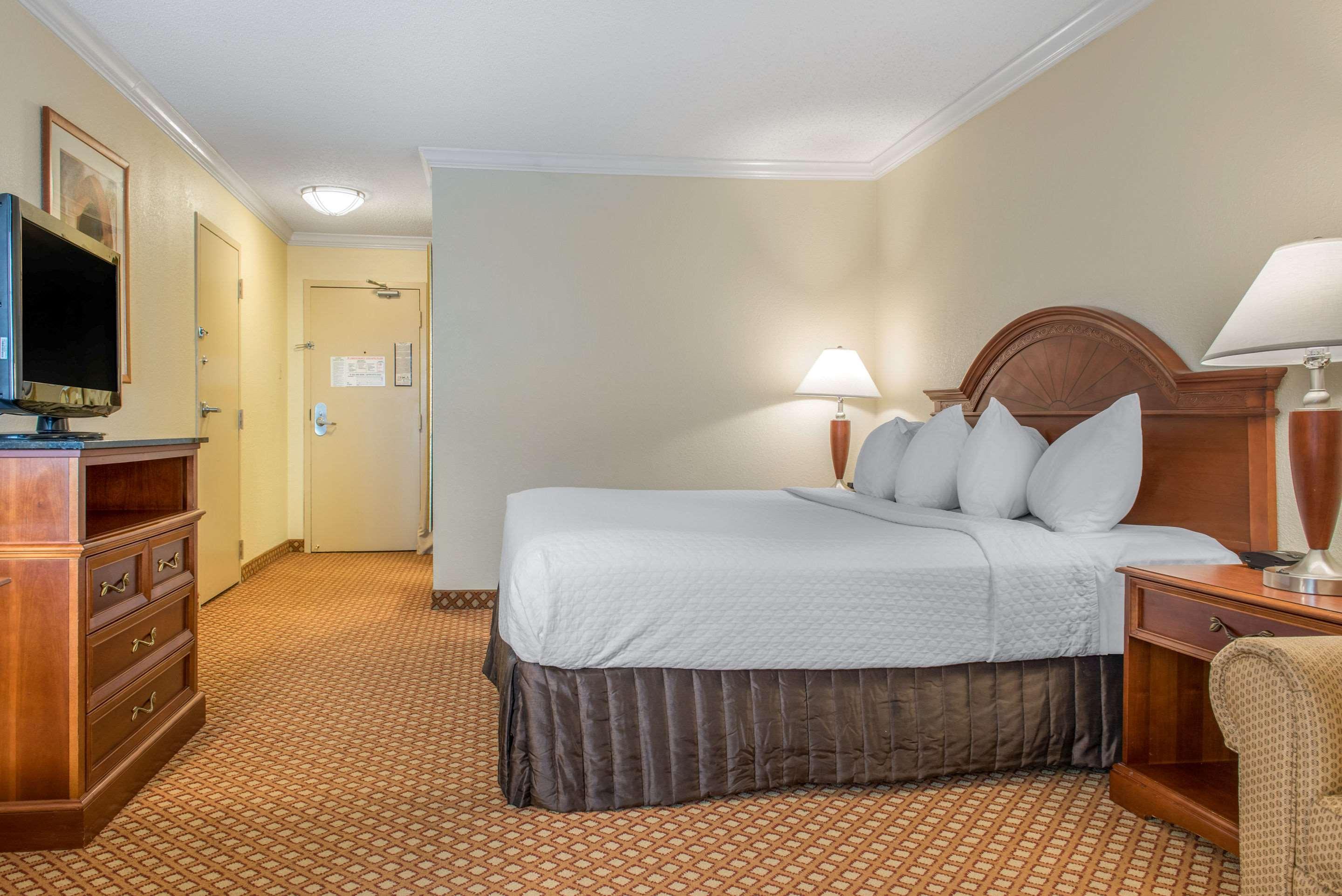 Quality Hotel Conference Center Cincinnati Blue Ash Ngoại thất bức ảnh
