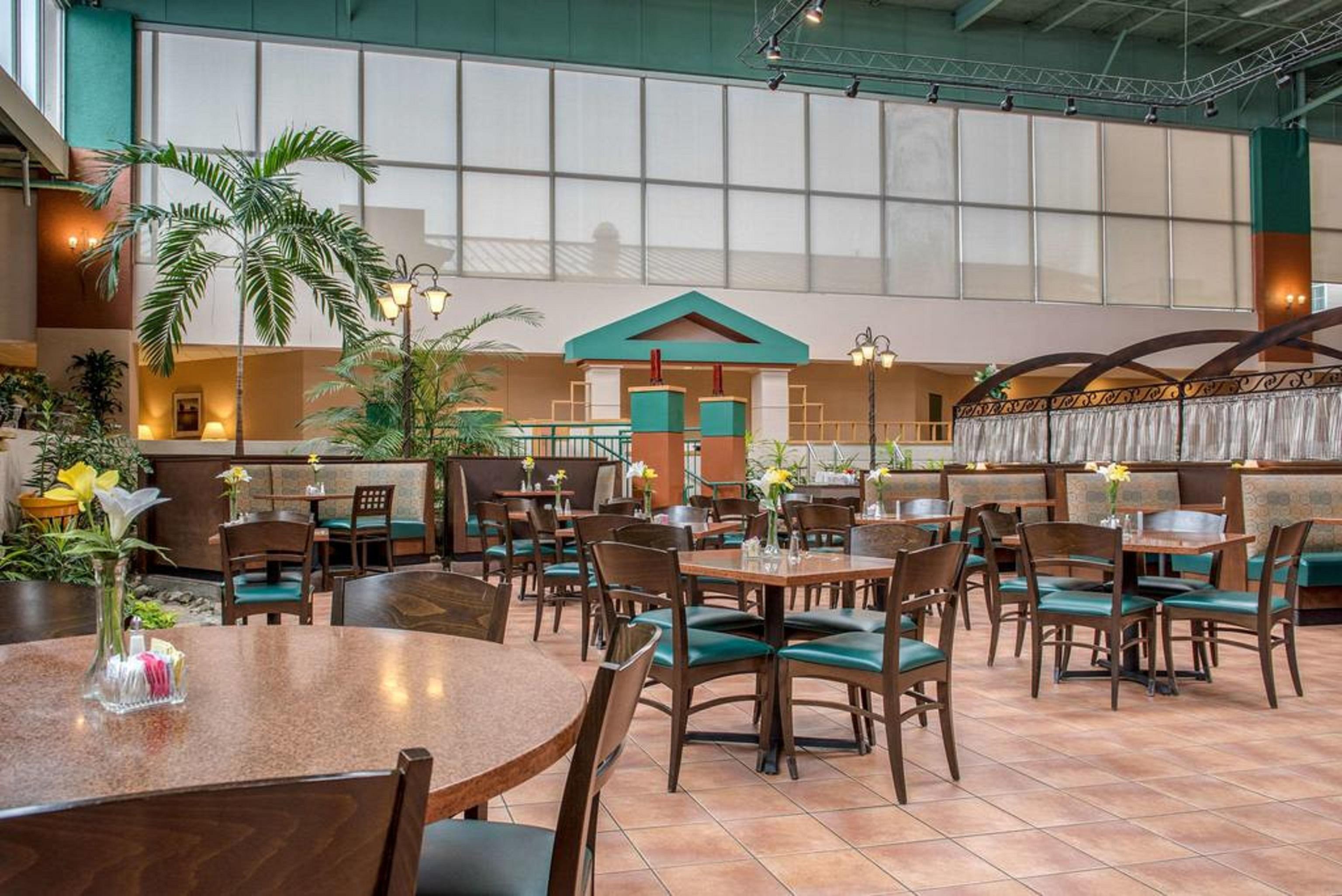 Quality Hotel Conference Center Cincinnati Blue Ash Ngoại thất bức ảnh