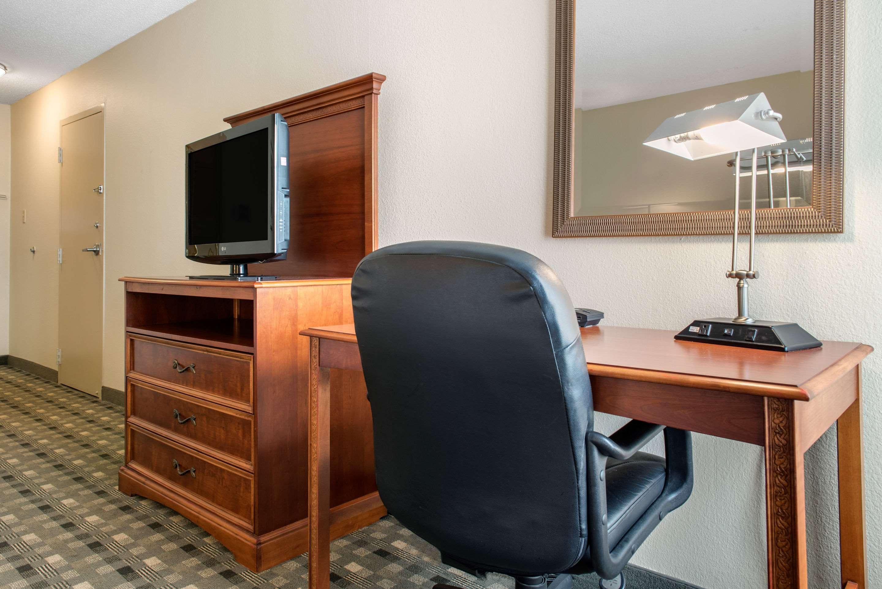 Quality Hotel Conference Center Cincinnati Blue Ash Ngoại thất bức ảnh