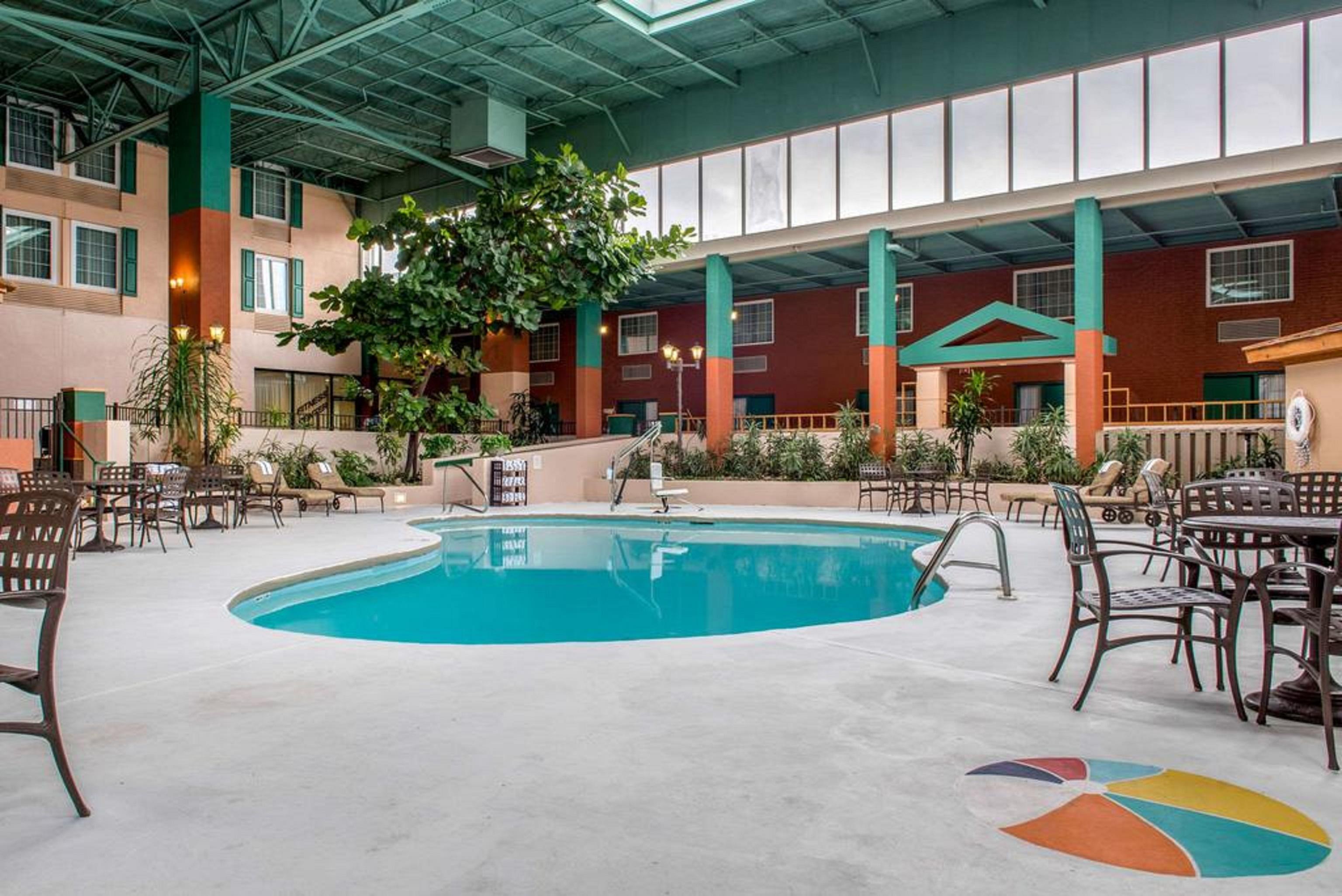 Quality Hotel Conference Center Cincinnati Blue Ash Ngoại thất bức ảnh
