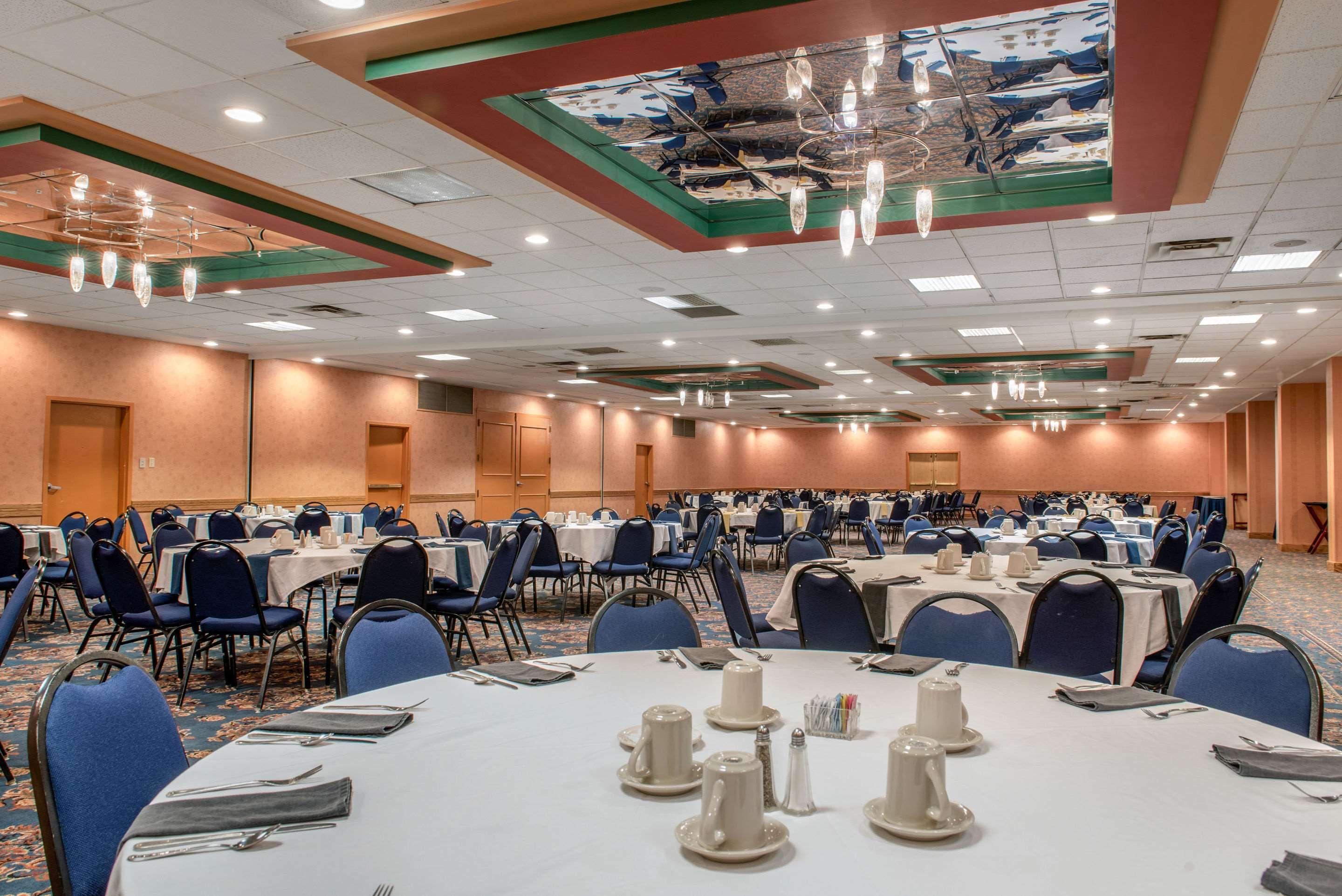 Quality Hotel Conference Center Cincinnati Blue Ash Ngoại thất bức ảnh