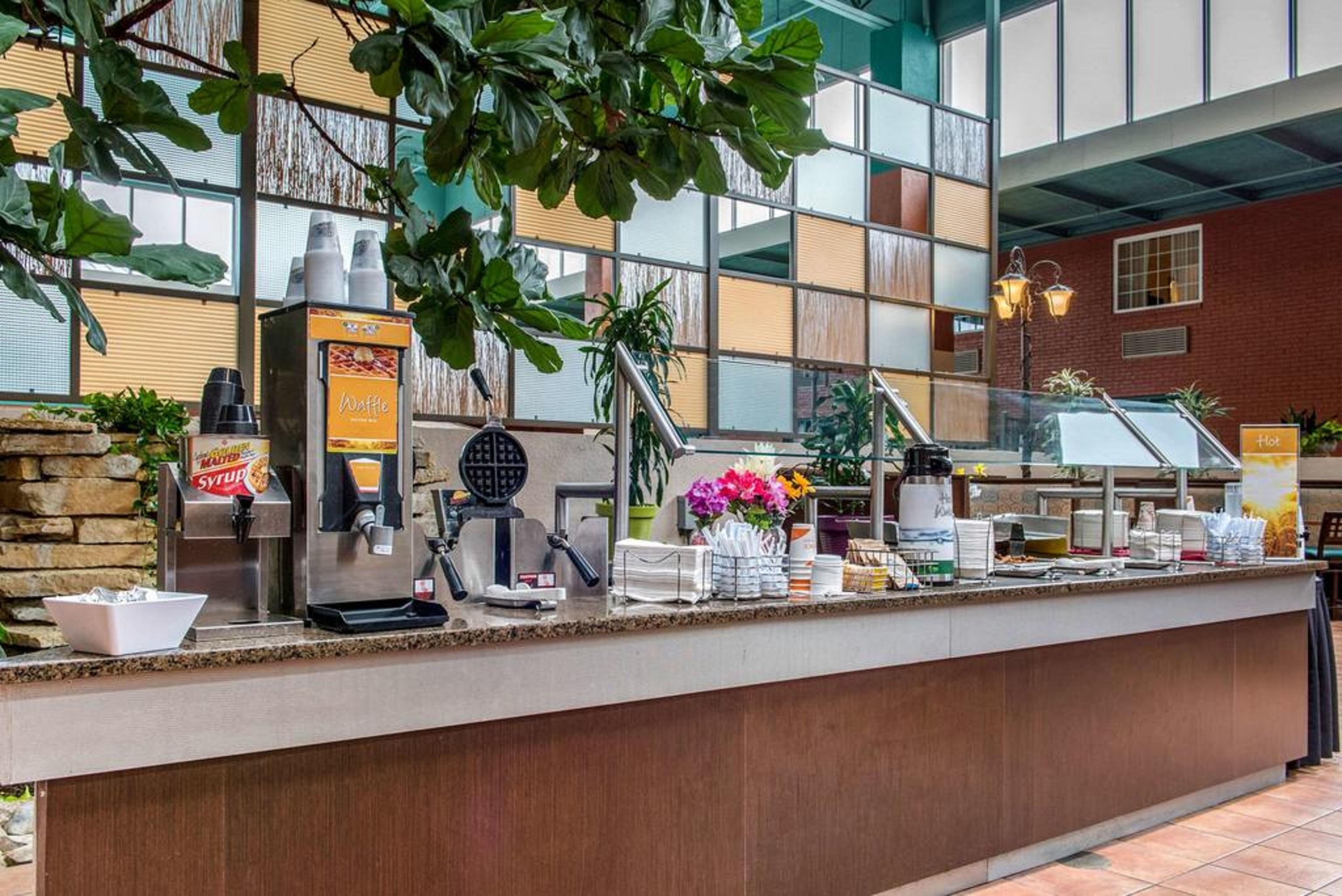 Quality Hotel Conference Center Cincinnati Blue Ash Ngoại thất bức ảnh