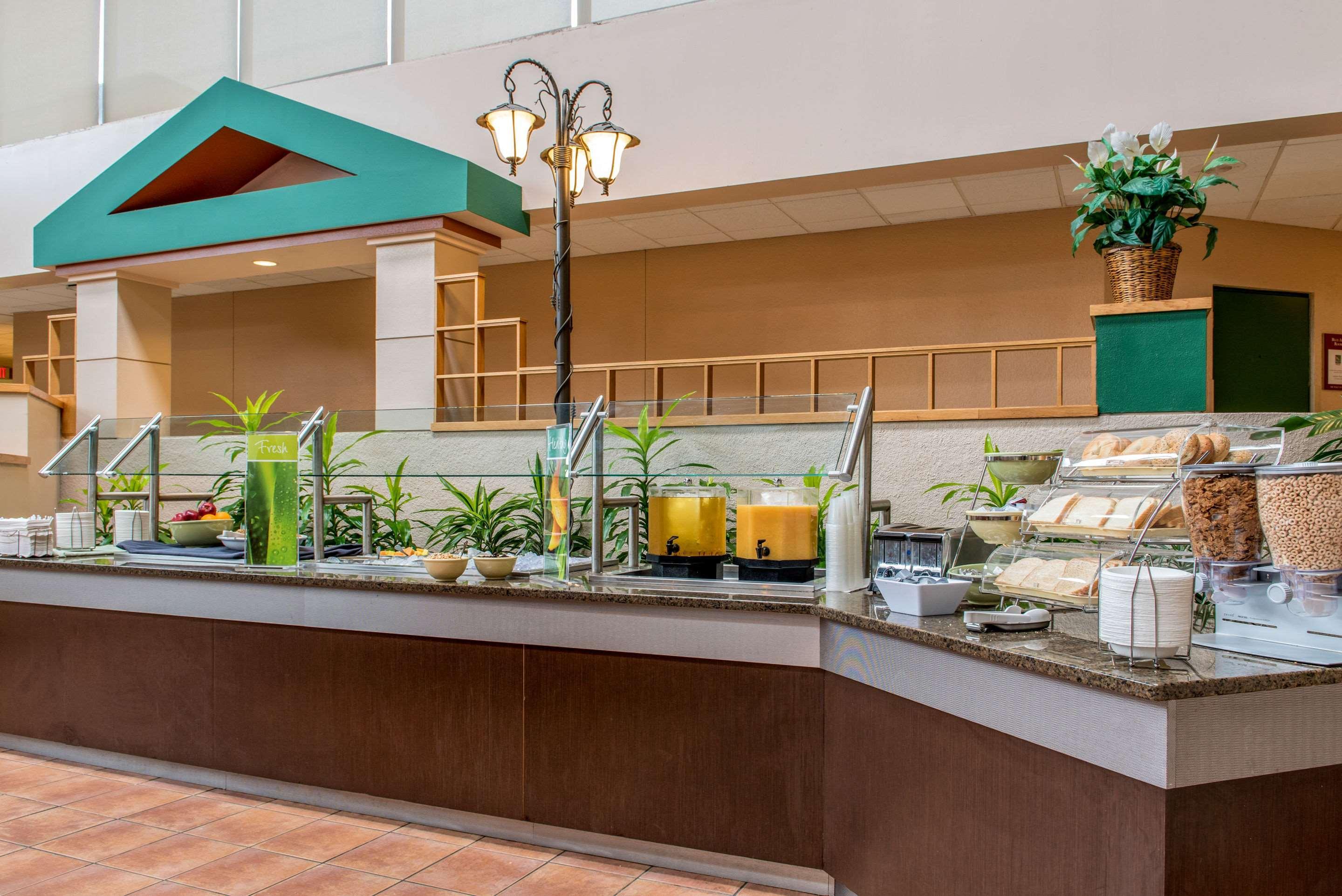 Quality Hotel Conference Center Cincinnati Blue Ash Ngoại thất bức ảnh