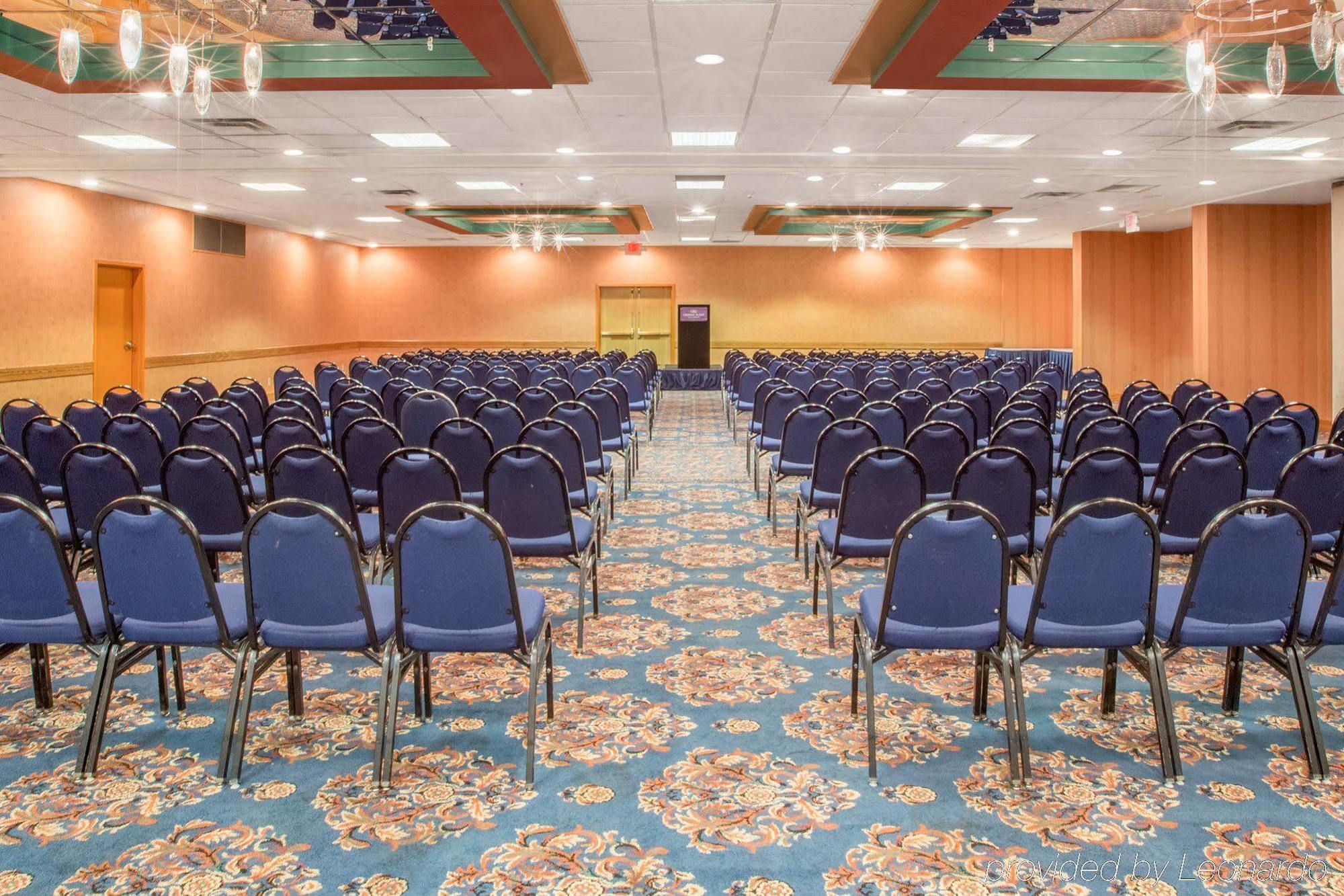 Quality Hotel Conference Center Cincinnati Blue Ash Ngoại thất bức ảnh