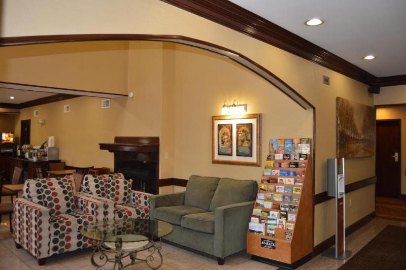 Quality Hotel Conference Center Cincinnati Blue Ash Ngoại thất bức ảnh
